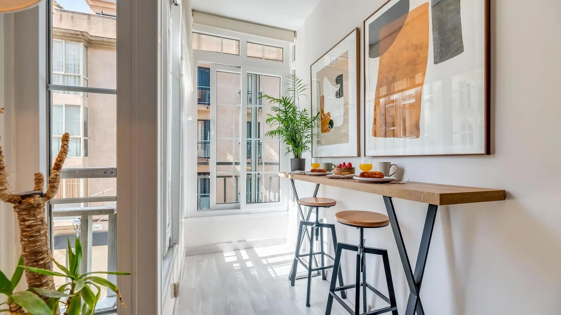 Victoria 16 Premium By Nagoa Homes Malaga Apartment