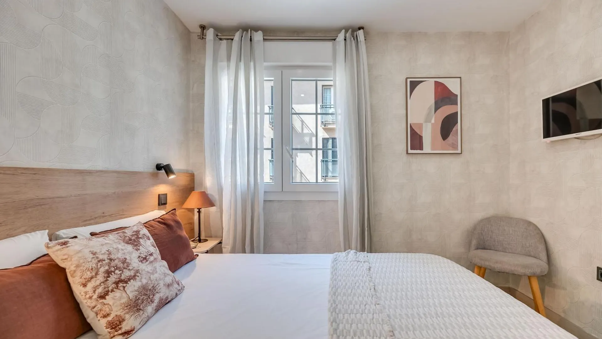 Victoria 16 Premium By Nagoa Homes Malaga Apartment
